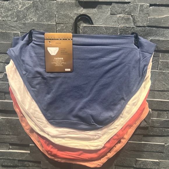 Attributes Super Soft 4-way Stretch 5 piece Multicolor Bikini Underwear Set - Picture 2 of 3